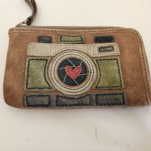 Fossil Womens Brown Lamb Leather Zip Around Wallet Clutch Applique Keyhole